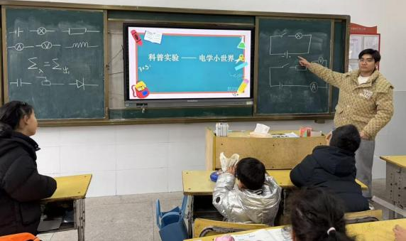 青春返家乡，爱心暖童心 | 我校任润东同学赴钟祥市双河镇开展寒假爱心托管实践